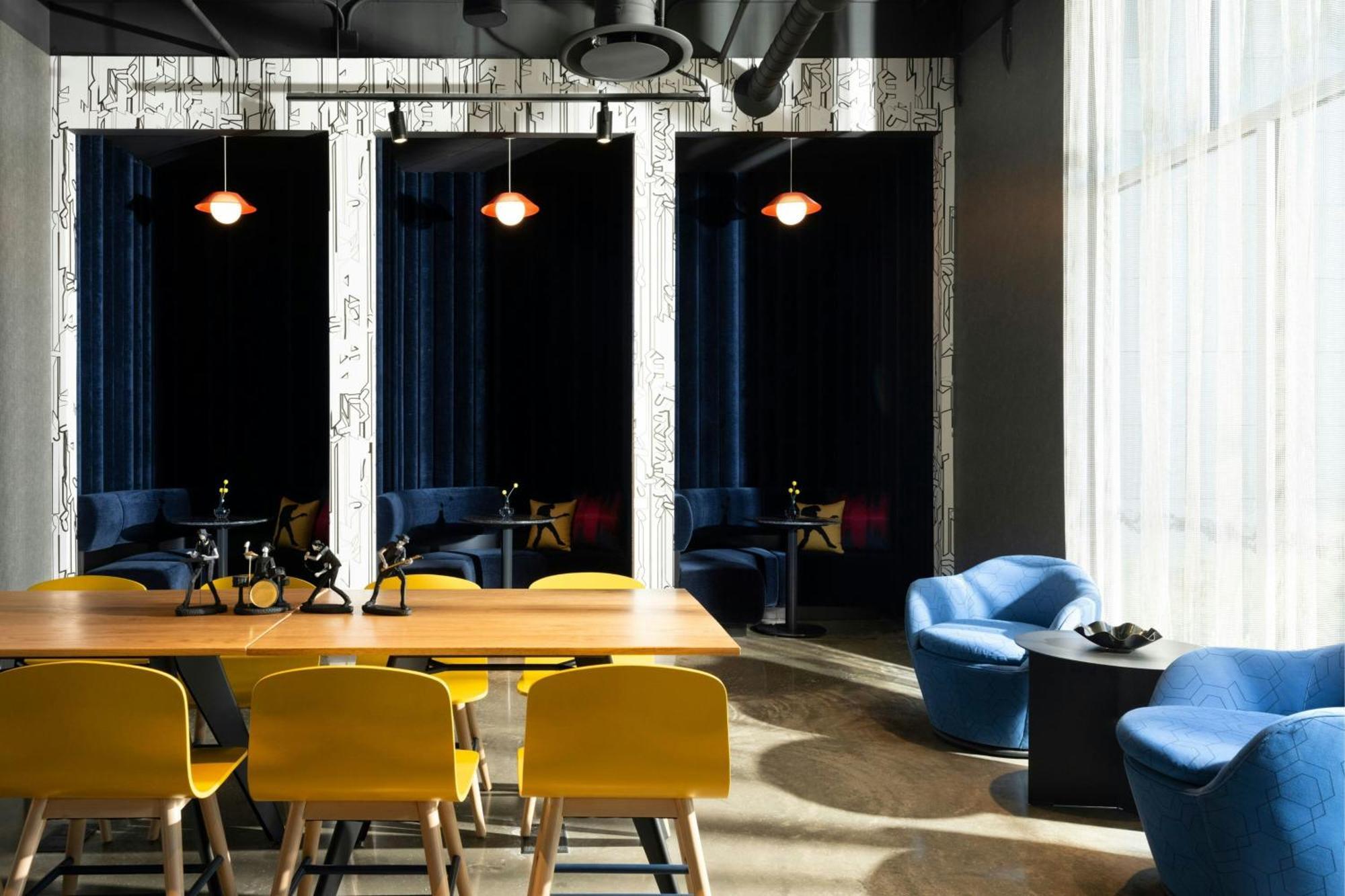 Aloft Waukee Hotell Eksteriør bilde